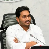Jagan announces 5 laks exgratia to bus accident death families