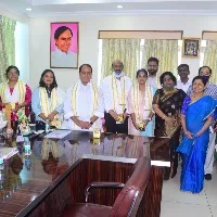 యాదాద్రి ఆల‌య‌ పున:ప్రారంభం.. పనుల పురోగ‌తిపై మంత్రి ఇంద్ర‌క‌ర‌ణ్ రెడ్డి సమీక్ష