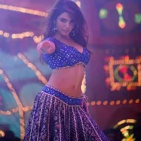 Audiences in theatres celebrate Samantha's 'Pushpa' item number