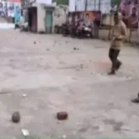 Allu Arjun fans attacks theatre in Hindupur for not playing benefit show