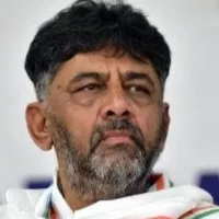 karnataka congress chief dk shivakumar apologies for women on kr ramesh kumar comments