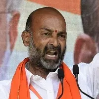 Bandi Sanjay demands to help road accident death families