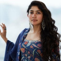 Sai Pallavi gets emotional at 'Shyam Singha Roy' pre-release event