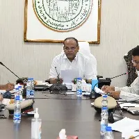 శీతాకాల విడిదికి ఈ నెల 29న హైదరాబాద్ కు రాష్ట్రపతి.. ఏర్పాట్లపై సీఎస్ చర్చ