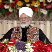 Narendra Modi appeals to farmers to adopt natural farming