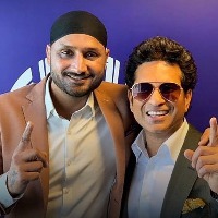 Tendulkar leads cricket fraternity in wishing Harbhajan on his retirement