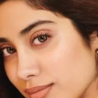 Bollywood actress Janhvi Kapoor visits Tirumala