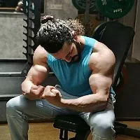 Beefcake: Akhil Akkineni flexes his muscles for 'Agent'