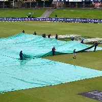 Team India and South Africa goes for lunch without played a single ball