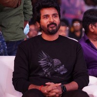 Sivakarthikeyan's silent gesture to anchor at RRR film event wins hearts