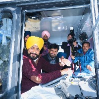 Punjab CM drives bus, leads cavalcade of 58 news ones