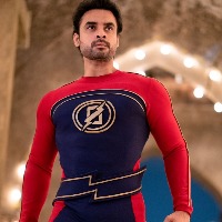 At 'RRR' event, Rajamouli applauds Tovino's 'Minnal Murali'