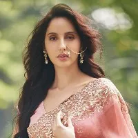 Bollywood actress Nora Fatehi suffering from Corona