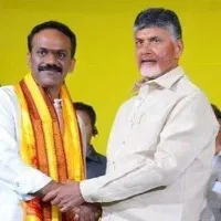 TDP Supremo Chandrababu visits Vangaveeti Radha