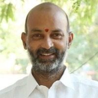 Telangana BJP chief arrested for attacking police