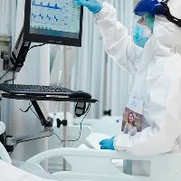 Covid hospitalisations in US top 100000