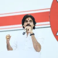 Pawan Kalyan reacts on protesters halts PM Modi convoy in Punjab