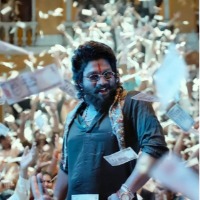 Selvaraghavan praises Sukumar's 'Pushpa'