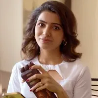 Samantha: I was able to overcome mental health issues thanks to my counselors, friends