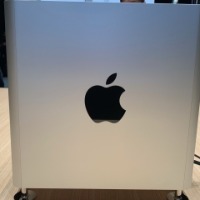 Apple unlikely to ship OLED iPads till 2024