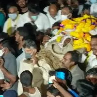 Chandrabau attends TDP worker funeral in Macherla constituency
