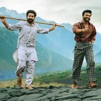 Pose like our RAM BHEEM with your dearest ones