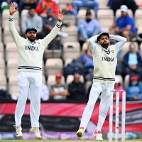 Rohit 'shocked' by Kohli's decision to quit Test captaincy, wishes him the best for the future