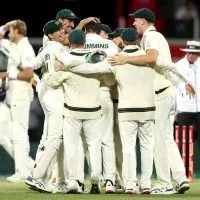 Australia finishes Ashes with victory against England