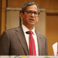 Avoid mobiles, use desktop/laptop for virtual hearings, SC to lawyers