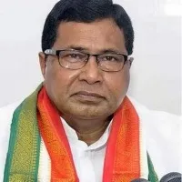 Janareddy attends Congress party membership registration