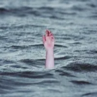 Boat capsizes in Bihar's West Champaran, 10 missing