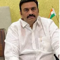 Vijaysai Reddy Vs Raghurama in Twitter