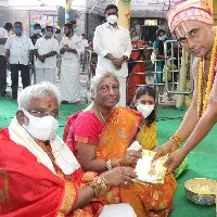 YV Subbareddy attends Navakundathmaka Sree Yagam in Tiruchanur