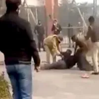 Man attempts suicide outside Supreme Court