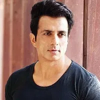 Sonu Sood gives clarity on his political entry