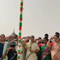 రాజ్యాంగ స్ఫూర్తితో పని చేయాలి: సునీతా లక్ష్మారెడ్డి
