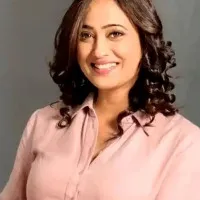 FIR against Shweta Tiwari for hurting religious sentiments with bra comment