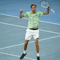 Australian Open organizers fined Daniil Medvedev