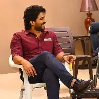 Allu Arjun heaps praise in young singer Sid Sriram