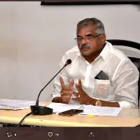 Botsa suggests employees union leaders to understand state govt fiscal condition