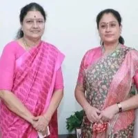 BJP leader vijayashanti meets vk sasikala at her home in chennai