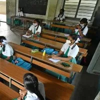 TS High Court orders to conduct online classes till February 20
