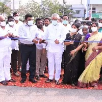 ప్రజల అవసరాలకు అనుగుణంగా నియోజకవర్గ అభివృద్ధి: ఎమ్మెల్యే మల్లాది విష్ణు