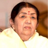 PM Modi arrives in Mumbai, to attend last rites of Lata Mangeshkar