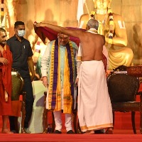 Amit Shah visits statue of equality