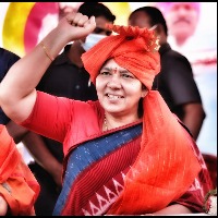 సీఎం కేసీఆర్ నాయకత్వంలో విలసిల్లుతున్న గిరిజన గురుకులాలు: మంత్రి సత్యవతి రాథోడ్