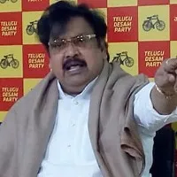 varlaramaiah slams jagan
