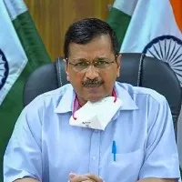 kejriwal yogi twitter war