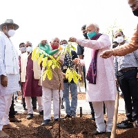 RSS chief visits Heartfulness headquarters in Hyderabad