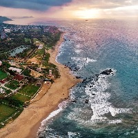 Make Vizag a hub of Tollywood, Jagan appeals to industry bigwigs 